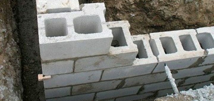Использование шлакоблоков для строительства сооуружений в Харькове от Альфастрой