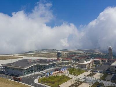 В Китае  начал работу «заоблачный» аэропорт