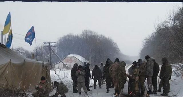 Активисты на Луганщине обещают расширять блокаду